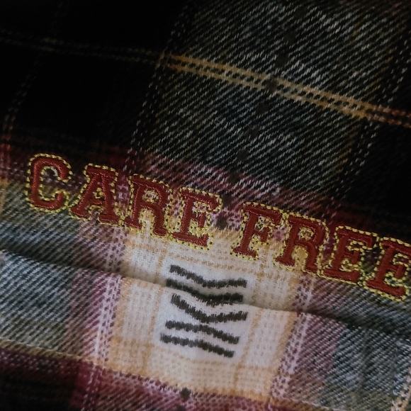 PacSun Womens Medium Burgundy Yellow "Care Free" Patch Plaid Flannel Button Up - Picture 8 of 11